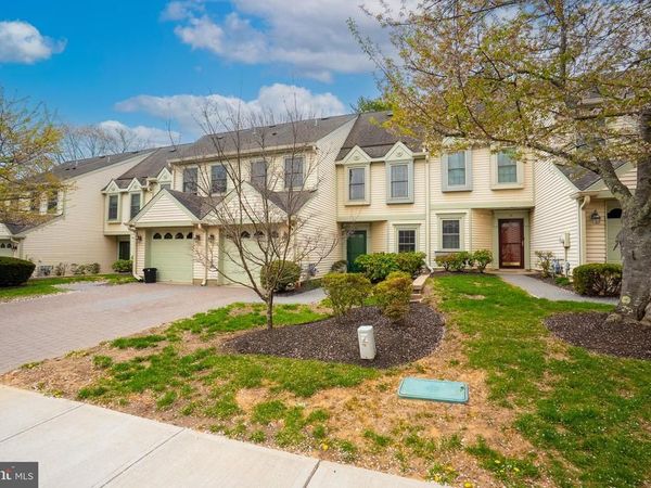 62 FAIR ACRES COURT, PRINCETON, NJ 08540