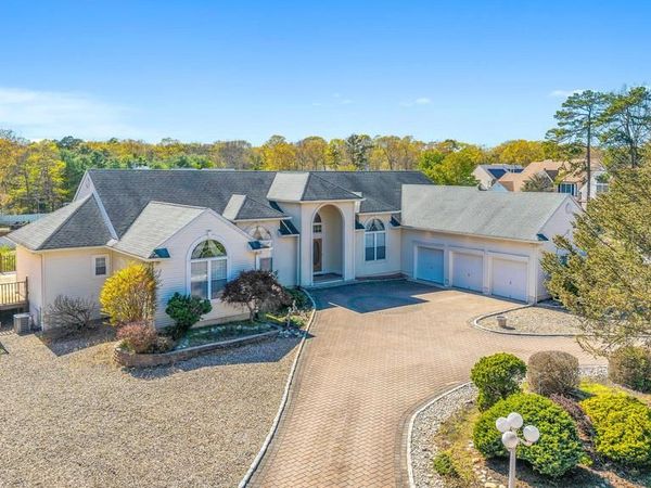 199 ROYAL OAKS DRIVE, WARETOWN, NJ 08758