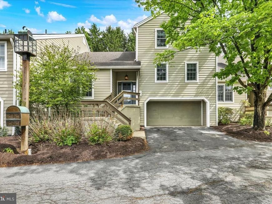 1928 Meadow Lane, Wyomissing, PA 19610 Main Photo