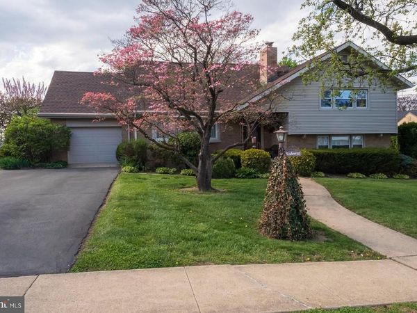 517 BERKS PLACE , READING, PA 19609