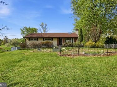 3386 BRISTOL ROAD, CHALFONT, PA 18914