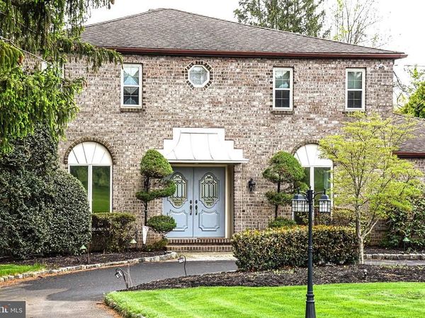 560 LOWER HOLLAND ROAD, HOLLAND, PA 18966