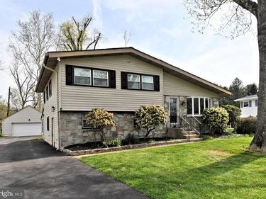 89 UPLAND DRIVE , SOUTHAMPTON, PA 18966