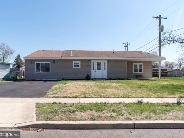 44 ELM LANE , LEVITTOWN, PA 19054