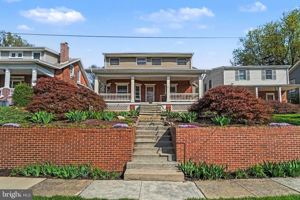 321 WALNUT STREET , LEMOYNE, PA 17043