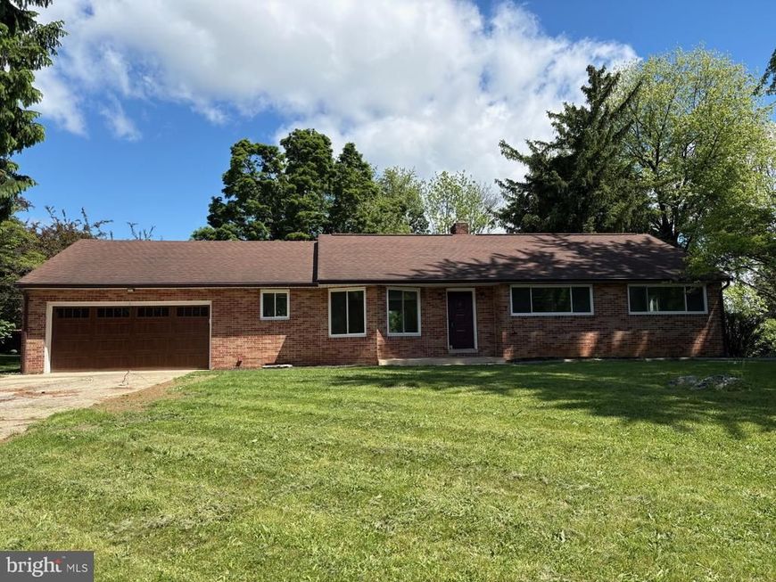 855 W North Street, Carlisle, PA 17013 Main Photo