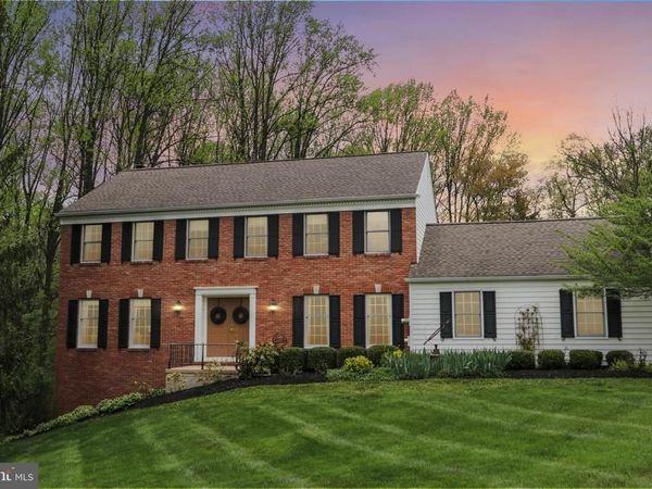219 WILTSHIRE DRIVE, KENNETT SQUARE, PA 19348