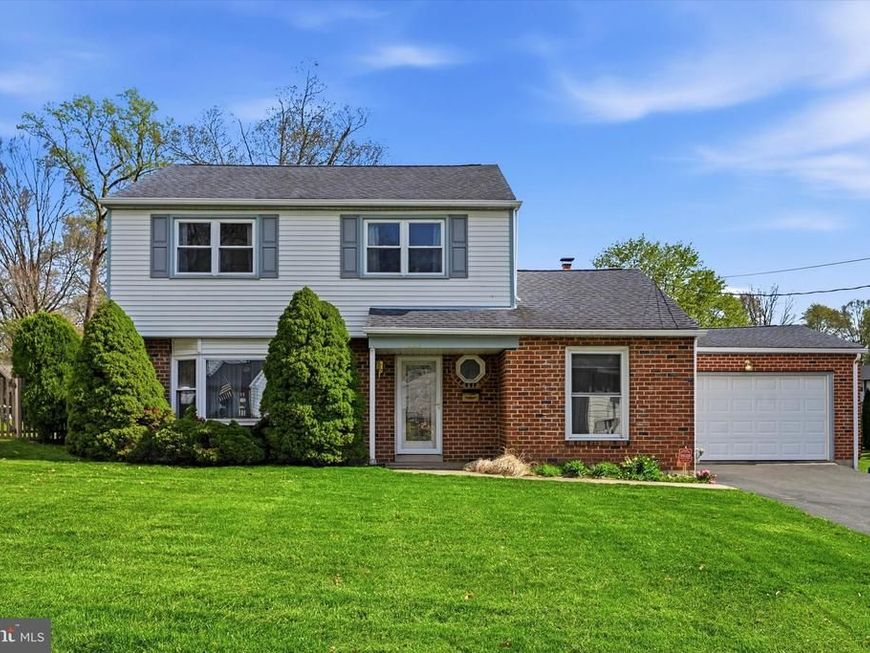 227 Tuscany , Aston, PA 19014 Main Photo