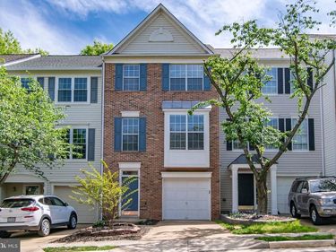 45527 GRAND CENTRAL SQUARE , STERLING, VA 20166