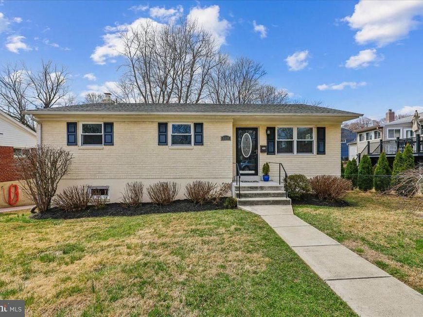 11310 Ashley Drive, North Bethesda, MD 20852 Main Photo