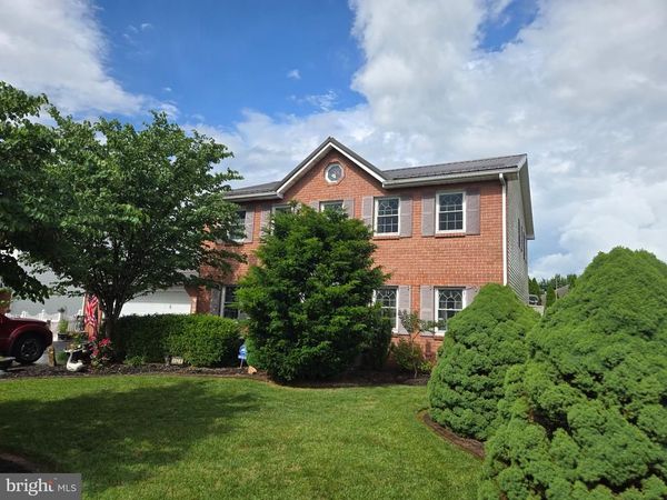 3526 TURNBERRY DRIVE, CHAMBERSBURG, PA 17202