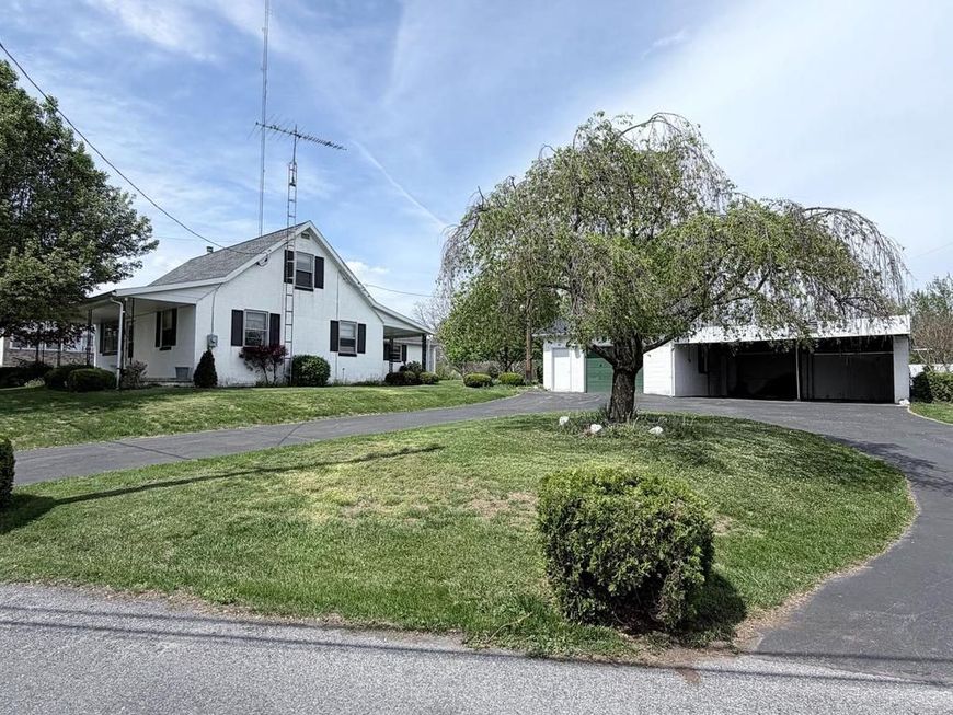 1077 Paper Mill Road , Chambersburg, PA 17202 Main Photo