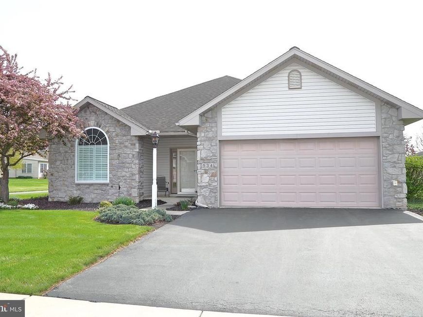 534 Blossom Trail , Mount Joy, PA 17552 Main Photo