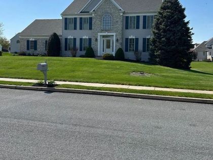 527 PEACE AVENUE Mount Joy, PA 17552