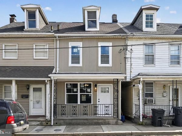 1122 BUTTONWOOD STREET , LEBANON, PA 17046