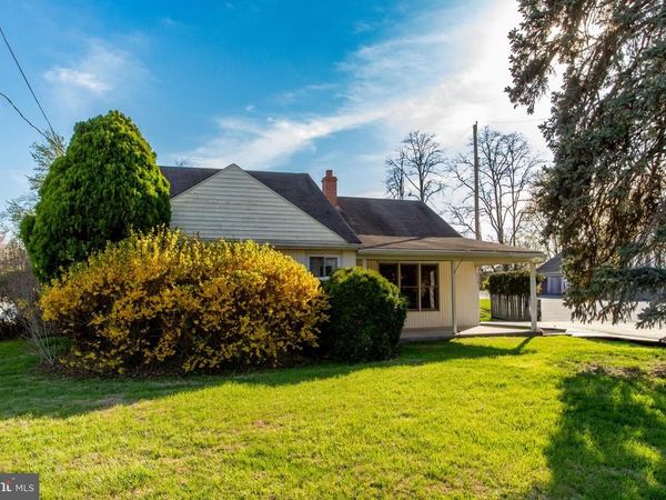 2114 CHESTNUT, NORRISTOWN, PA 19403