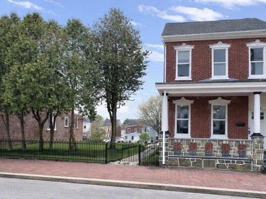 26 E 5TH STREET , POTTSTOWN, PA 19464