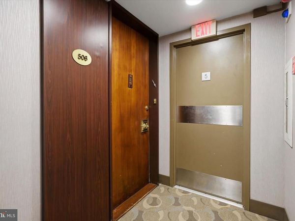 1001 CITY AVENUE , Unit E-506, WYNNEWOOD, PA 19096