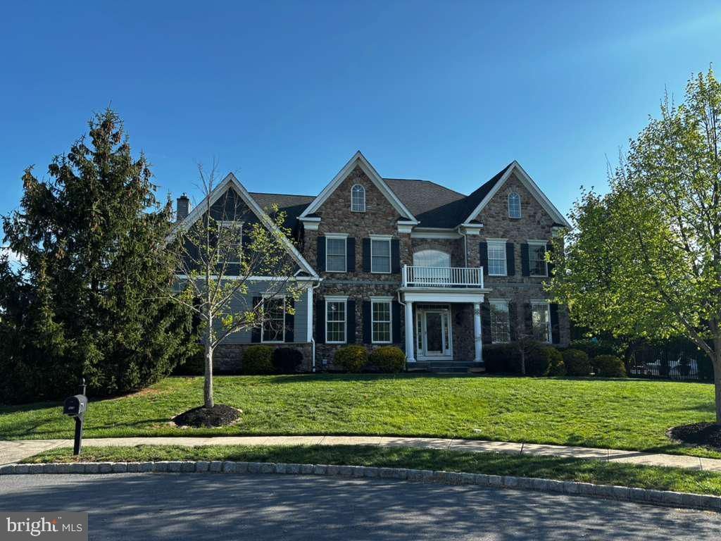 409 ACE CIRCLE , HARLEYSVILLE, PA 19438