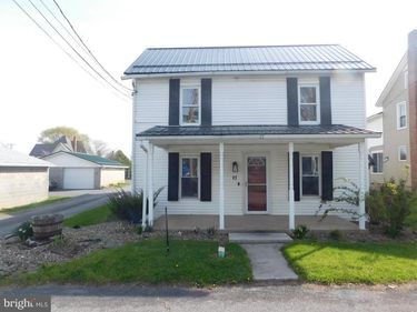 17 PLEASANT STREET , BELLEVILLE, PA 17004