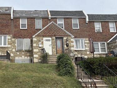 147 E FARISTON DRIVE , PHILADELPHIA, PA 19120