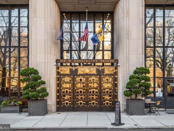 210 W WASHINGTON SQUARE, Unit 8SW, PHILADELPHIA, PA 19106