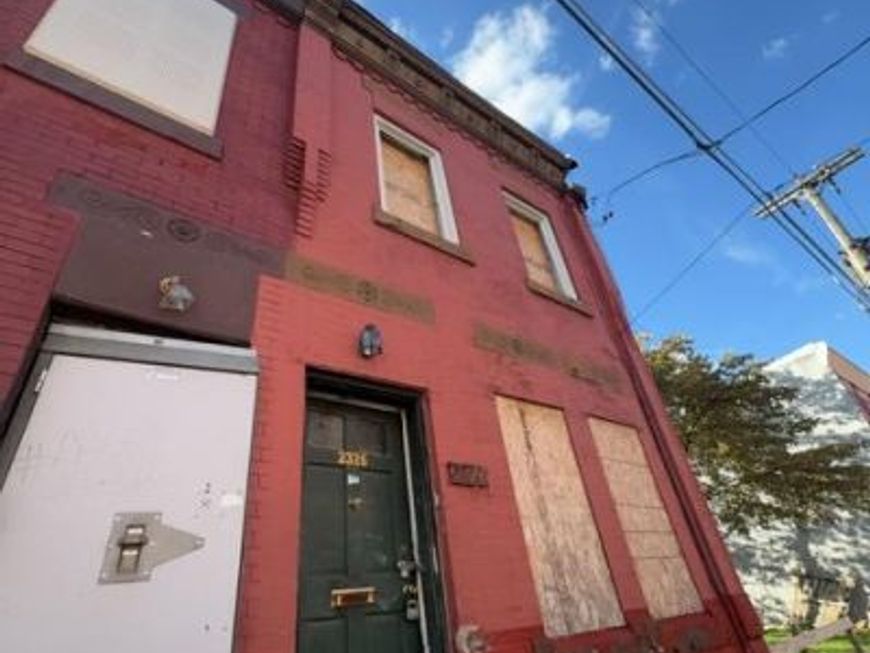 2326 N Fawn Street, Philadelphia, PA 19133 Main Photo