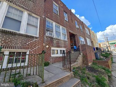 5952 N LEITHGOW STREET , PHILADELPHIA, PA 19120