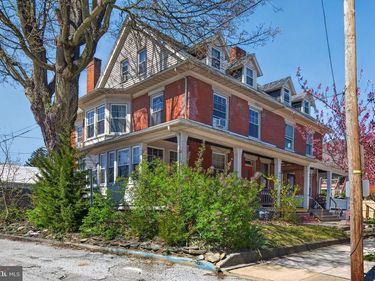 927 LINDEN AVENUE , YORK, PA 17404