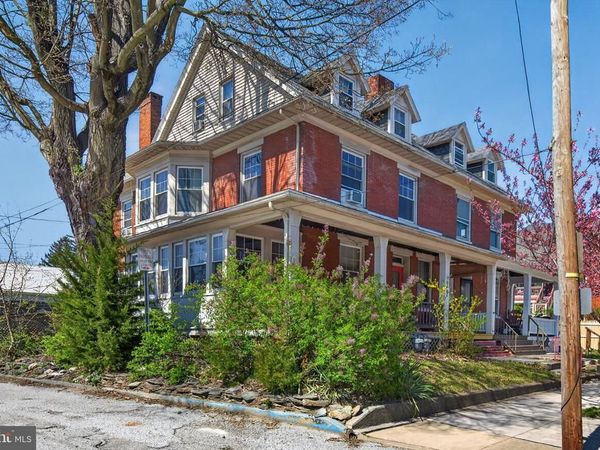 927 LINDEN AVENUE , YORK, PA 17404