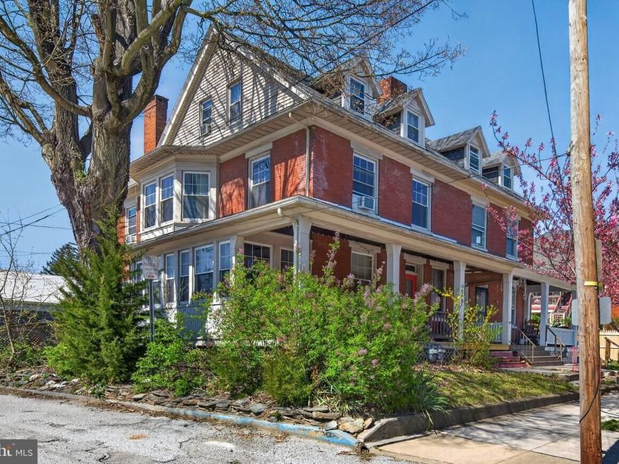 927 Linden Avenue , York, PA 17404 Main Photo