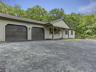 1626 MOUNT ROSE AVENUE , YORK, PA 17402