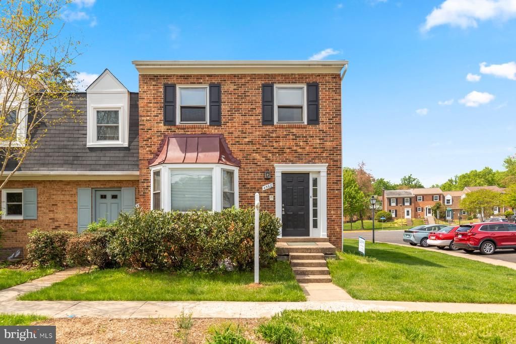 4560 Bogart Court , Annandale, VA 22003 Main Photo