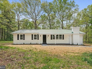 28494 EDDINGS ROAD, RHOADESVILLE, VA 22542