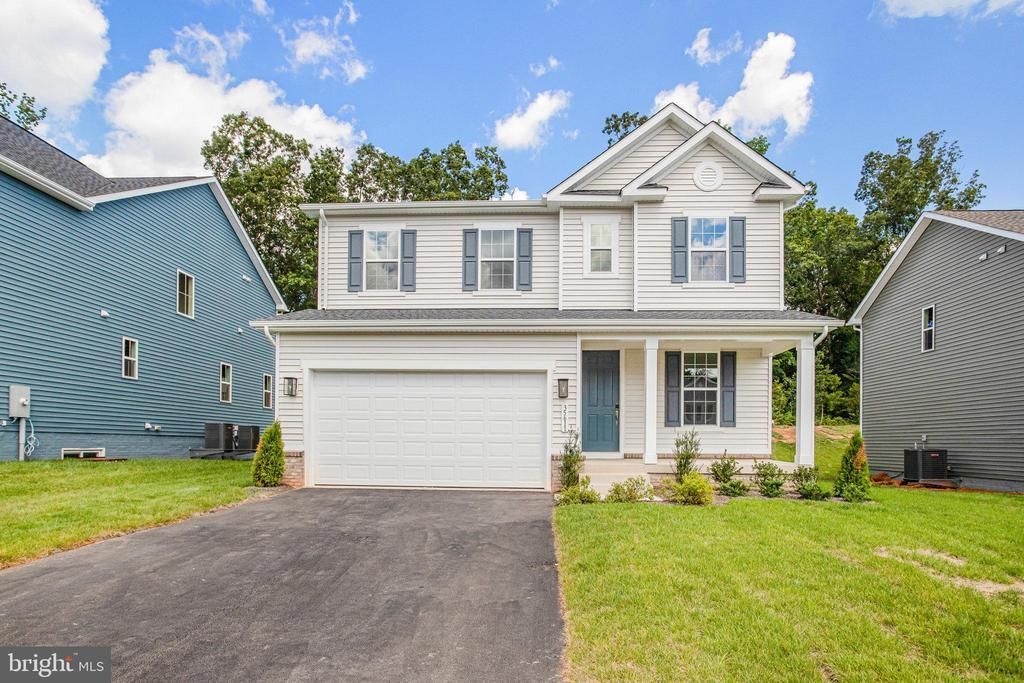 35611 Pine Needle Lane , Locust Grove, VA 22508 Main Photo