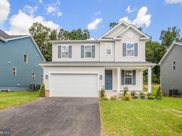 35611 PINE NEEDLE LANE , LOCUST GROVE, VA 22508