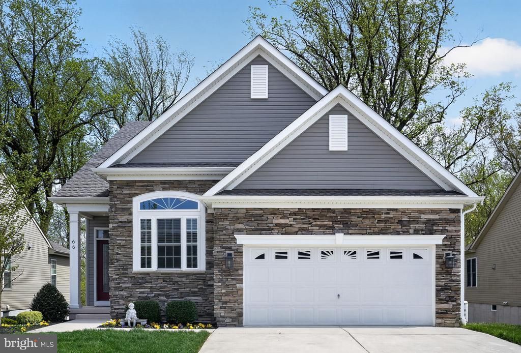 66 Stepping Stone Lane, Sewell, NJ 08080 Main Photo