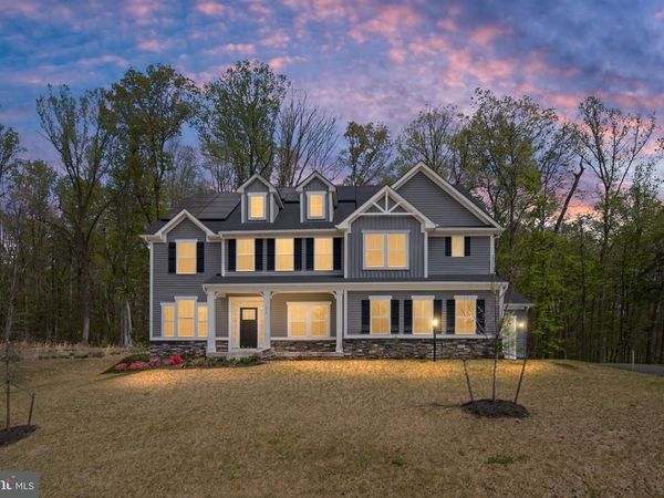 112 LAKE BLUFF COURT, FREDERICKSBURG, VA 22406