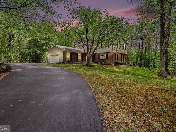13431 CARRIAGE HILL DRIVE, MANASSAS, VA 20112