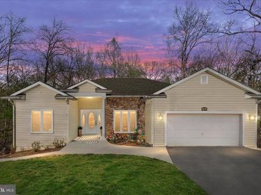 203 NORTHWOOD CIRCLE , CROSS JUNCTION, VA 22625