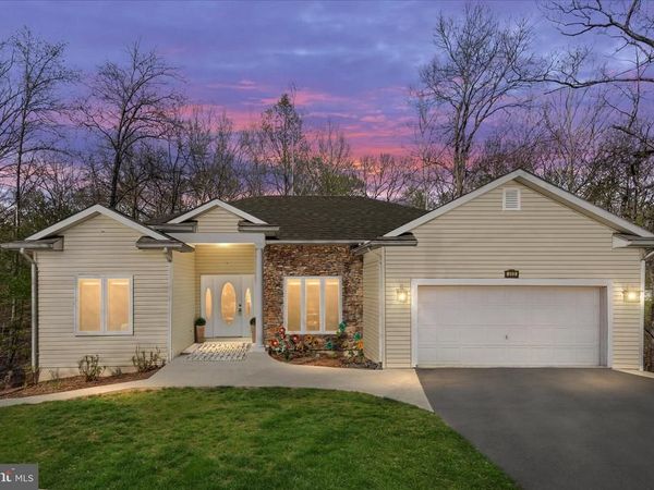 203 NORTHWOOD CIRCLE , CROSS JUNCTION, VA 22625