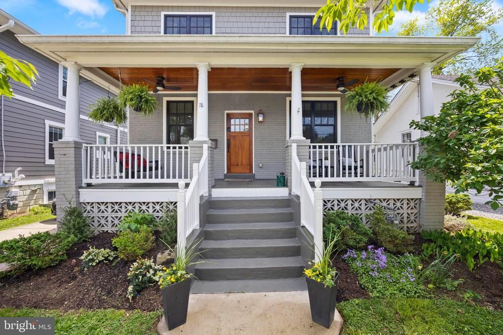 18 W Masonic View Avenue W , Alexandria, VA 22301 Main Photo