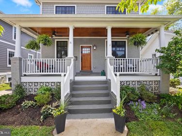 18 W MASONIC VIEW AVENUE W , ALEXANDRIA, VA 22301