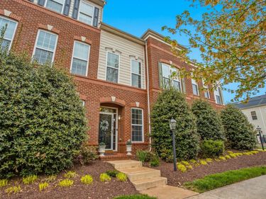 19466 FRONT ST , LEESBURG, VA 20176