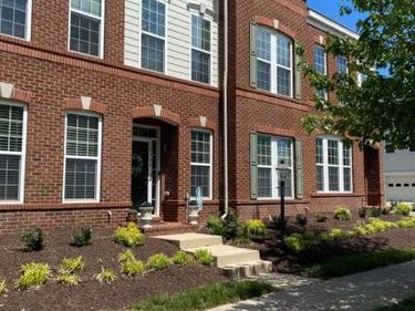 19466 FRONT ST, LEESBURG, VA 20176