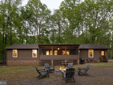 154 BECKY COURT , BUMPASS, VA 23024