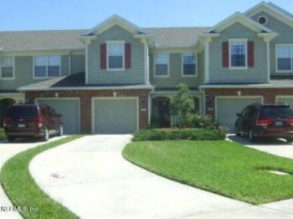 7002 ROUNDLEAF Drive, Jacksonville, FL 32258