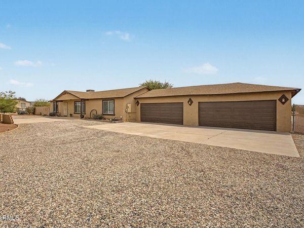 30021 W LYNWOOD Street, Buckeye, AZ 85396