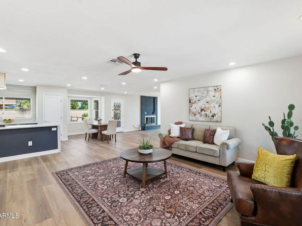 9627 N 58TH Lane, Glendale, AZ 85302