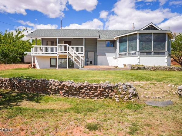 10375 E Lynn Drive, Cornville, AZ 86325